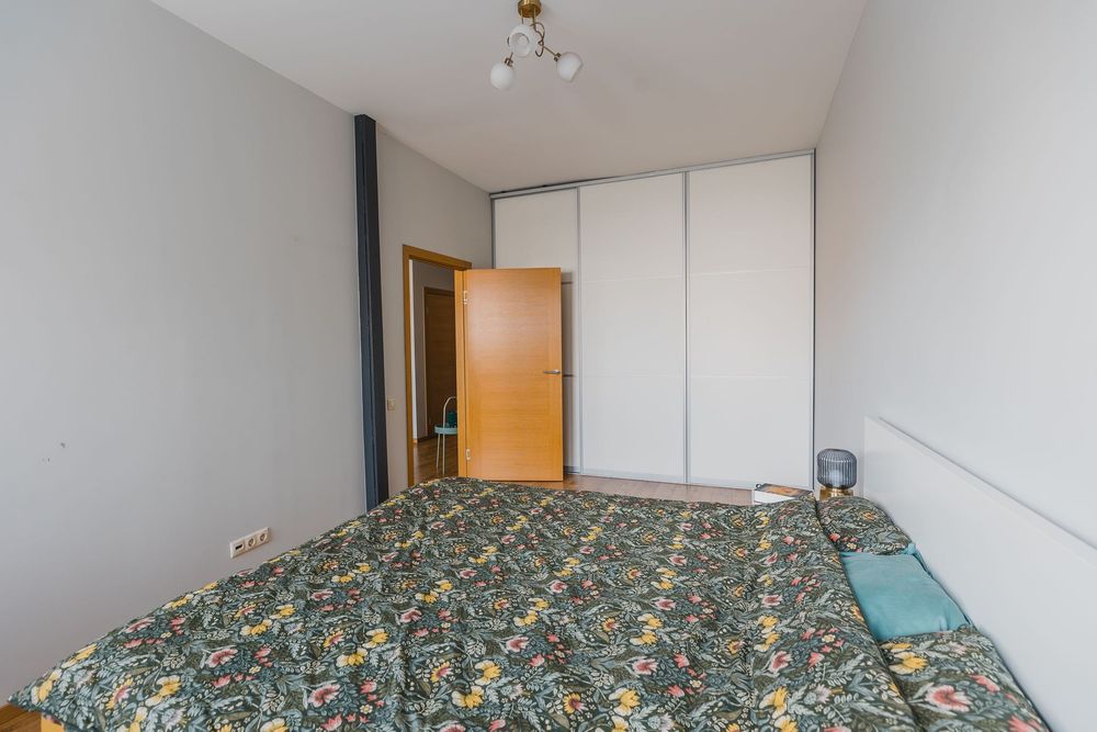 Двустаен апартамент в кв. Изток