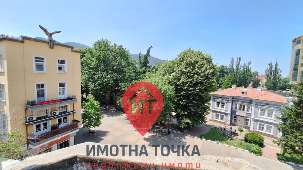 Продава се Тристаен апартамент в Асеновград - 90 кв.м за 1278 €/кв.м - Снимка #11
