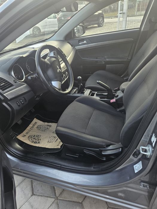 Mitsubishi Lancer  1.6 benzina euro 6 !
