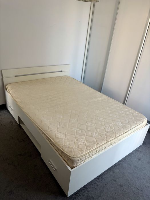 Pat si saltea cu spatiu de depozitare si somiera