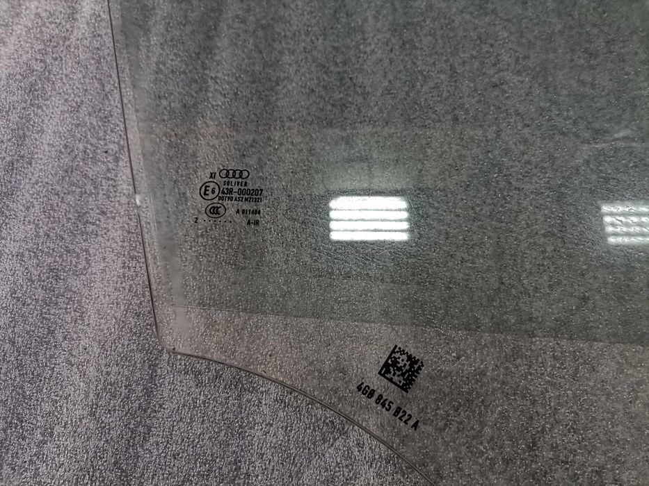 Оригинално Стъкло за Предна Дясна Врата Audi A6 C7 4G 4G0845022A