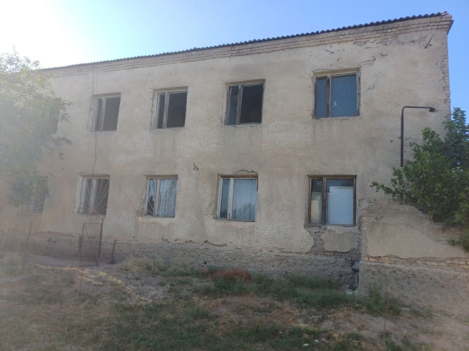 Bino sotiladi 2 qavatli