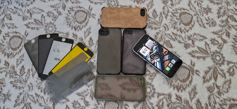 iPhone SE 2020 64GB White - Kaто Нов !