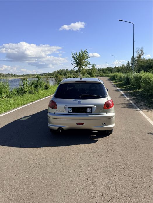 Продаётся  Peugeot 206