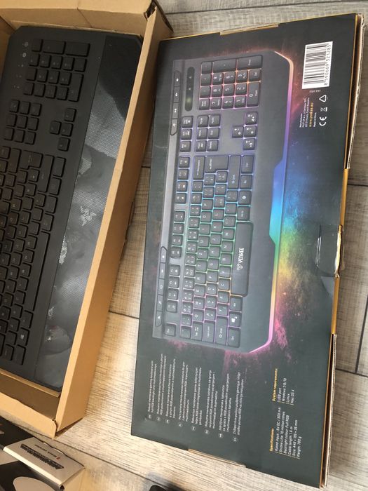 Tastaturi Gaming iluminate și Standard