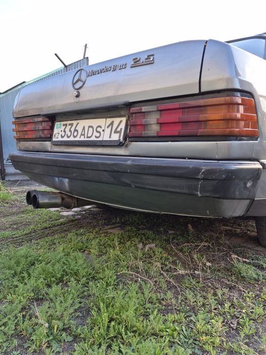 Продам Мерседес 190