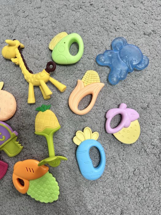 Продаются игрушки прорезыватели для зубов