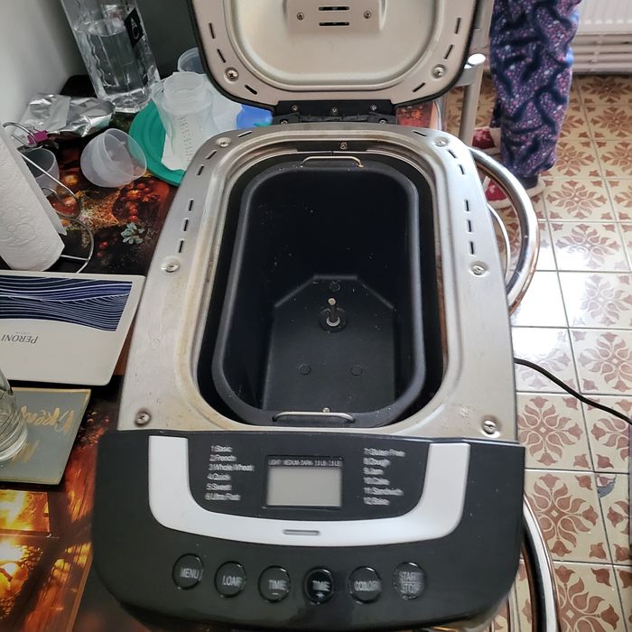 Aparat de facut paine