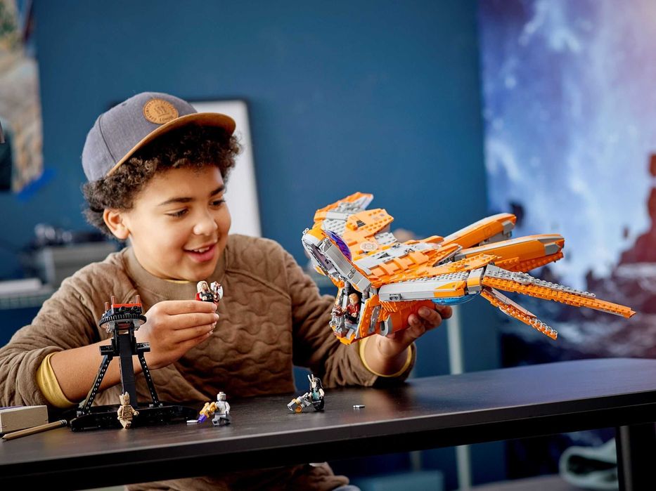 LEGO Super Heroes - Marvel - Nava Gardienilor 76193, 1901 piese