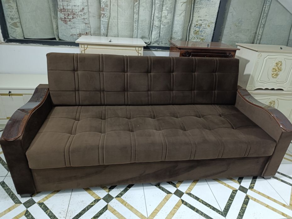 Divan kinishka divan raskladnoy divanla bor 1.5 yil kafolat beramiza