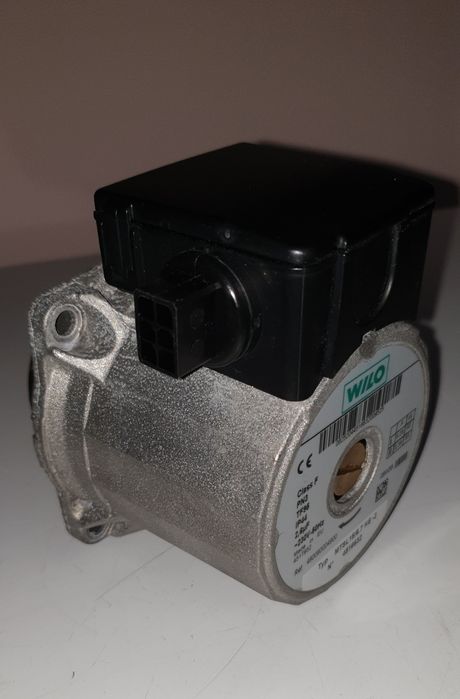 Pompa Wilo MTSL 15/6.7 HE-2 Centrala termica Ariston Dej • OLX.ro