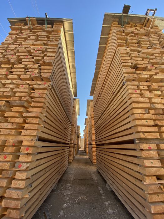 Дървен материал - Сухи талпи , ламперия, челни дъски, дюшеме, декинг