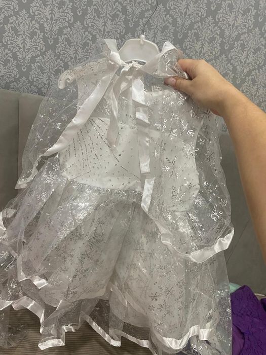 Платье снежинка для девочки