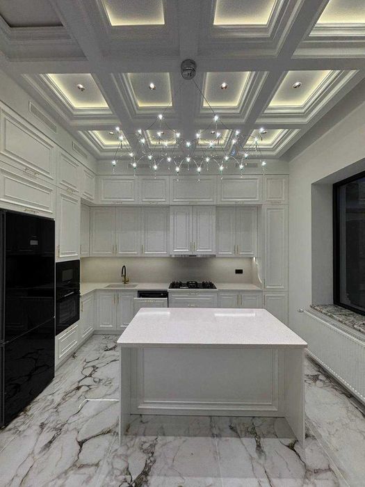 Продается шикарный дом На: Никитина 3 соток 7 комнат