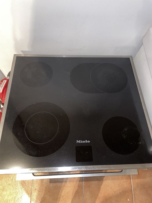 Vand cuptor miele + hota