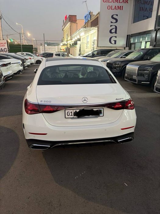 Mercedes-Bens  E 300 naxt- nasiya savdo 20 % nomizga o’tkazib beriladi