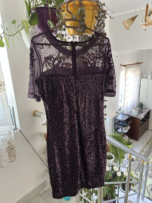 Елегантна вечерна рокля с пайети