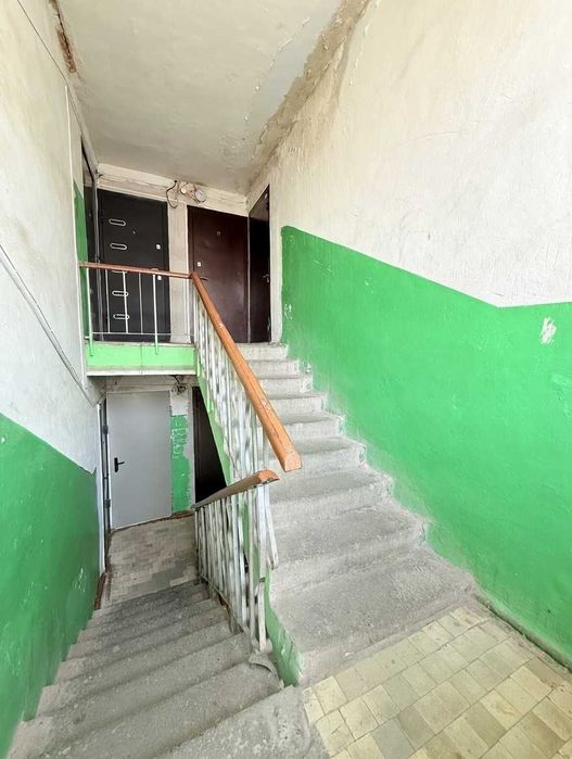 Продам 2 ком.квартиру на Молодежке. 10 млн. Ипотека БЦК, Халык пройдет