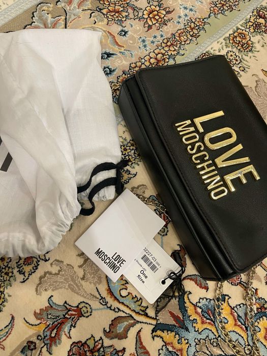 Сумка от Moschino