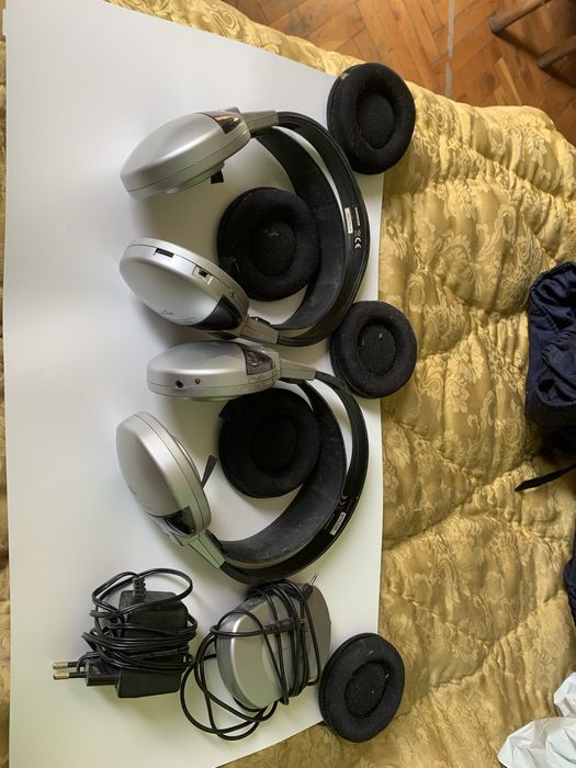 Безжчни блутут слушалки