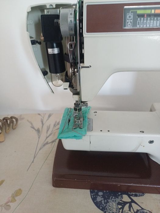 Срочно продам швиная машины