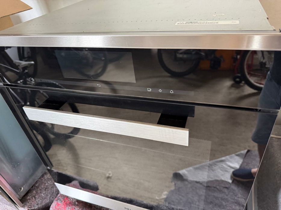 Cuptor Miele 60/60 ,DGC 6865