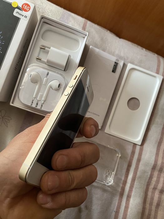 iPhone 5s 16 гб гарантия