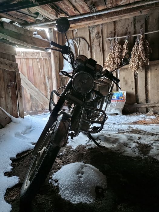 Продам яки  с документами