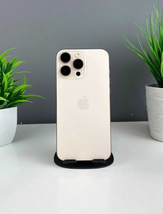 Apple iPhone 16 Pro Max 256GB, золотистый