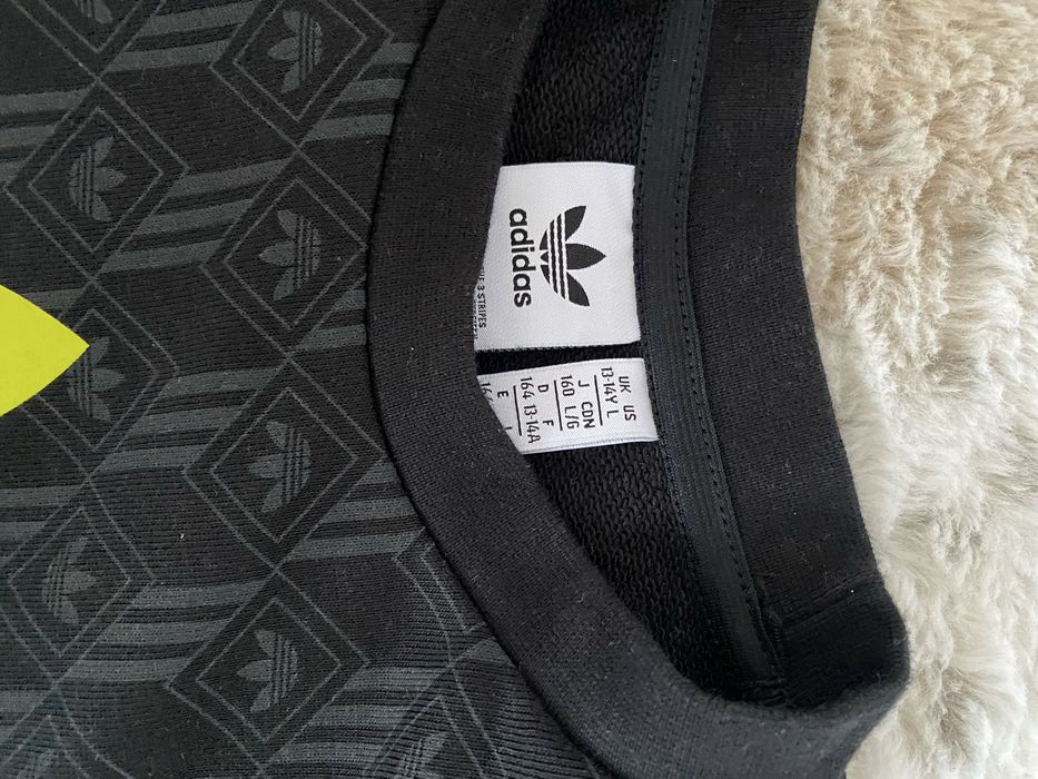 Готина момчешка блузка