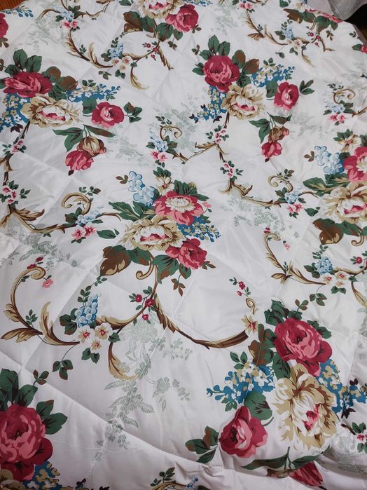 Продам одеяло теплое всесезонка полуторка