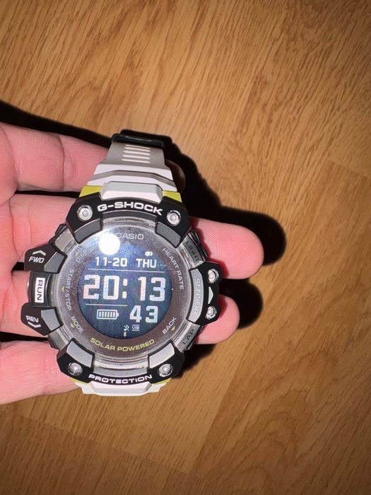 Casio GBD-H1000 white