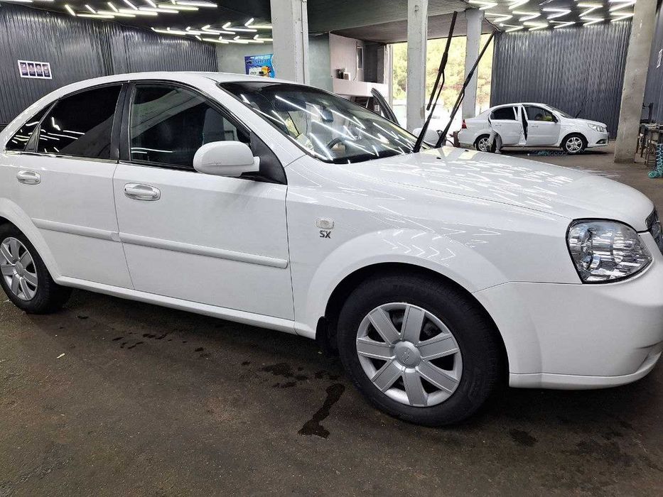 Срочно продается автомобиль Lacetti