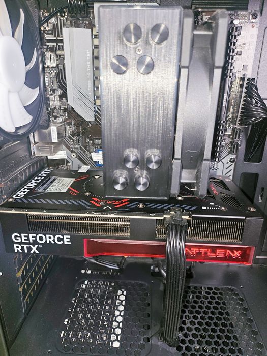 Видеокарта RTX 5060Ti 8GB. Есть торг