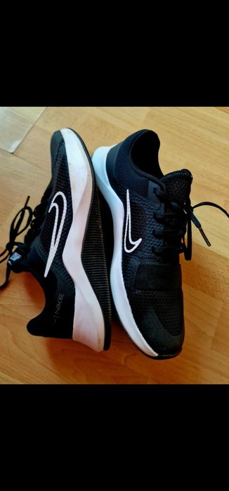 Дамски маратонки 39номер