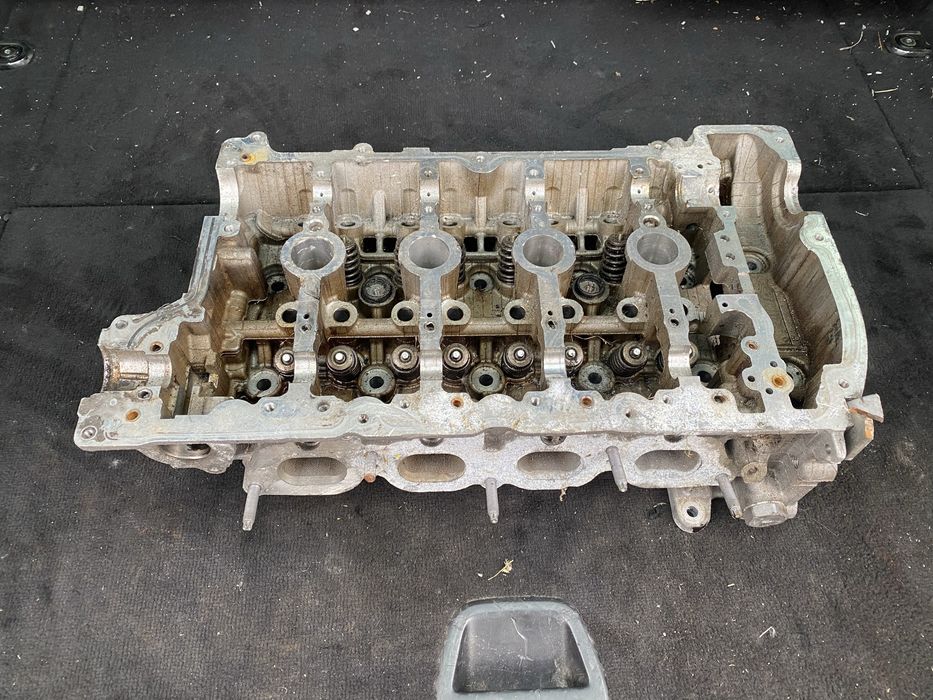 Цилиндрова глава Peugeot Citroën 1.4–1.6 VTI EP3, EP6