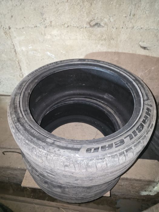 Шины 265 / 35 / R19
