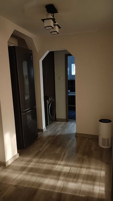 Închiriez apartament 2 camere