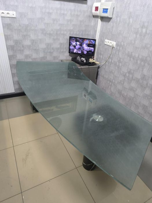 Продам офисный стол