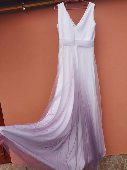 Rochie eleganta în stare foarte bună