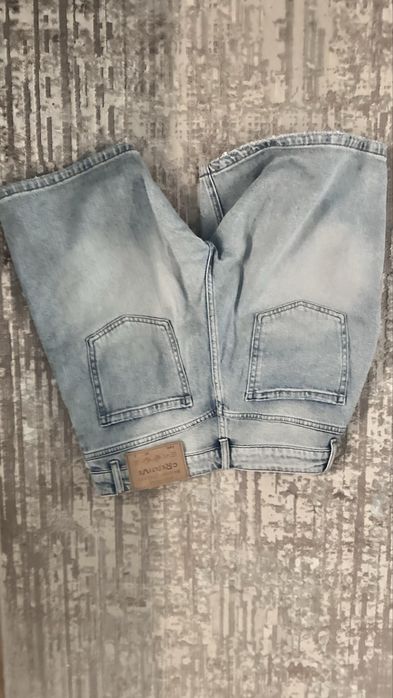 джинсы(клеш,шорты,обычные черные