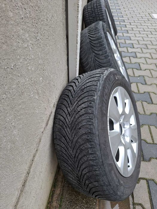 Roți complete jante Audi 225/55 R16