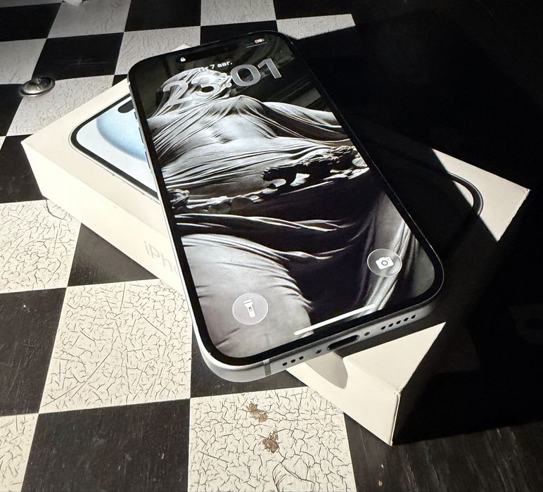 Продам Iphone 15 256gb 82 АКБ