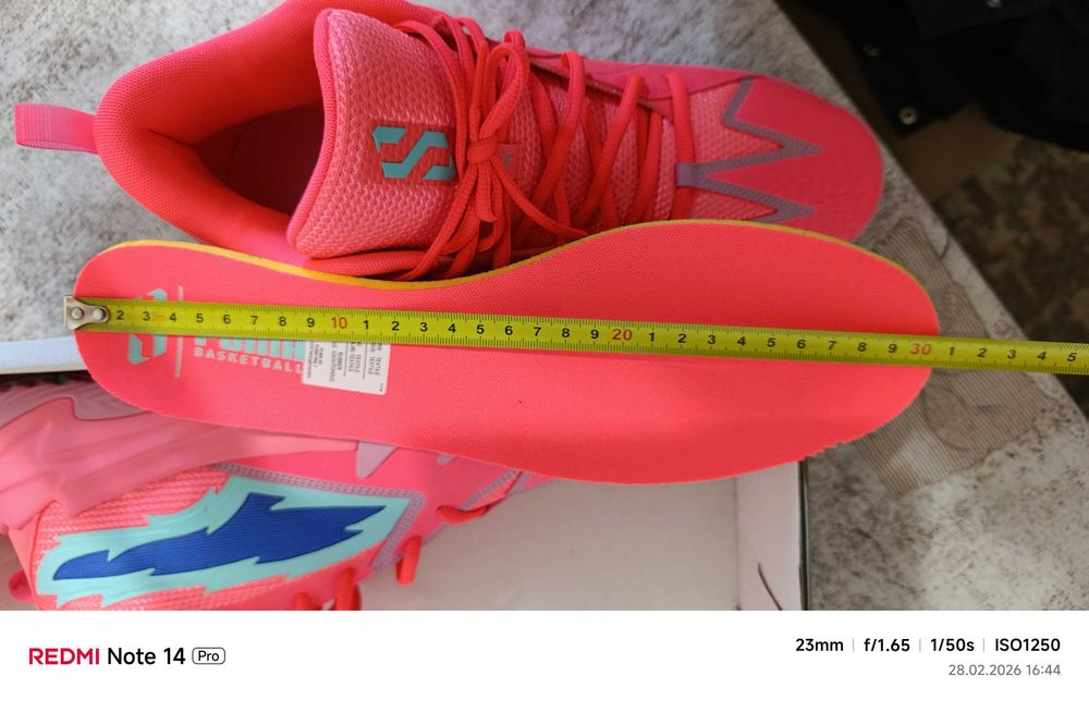 Продавам маратонки Puma Basketball Junior Scoot Zeros Pink - 47 номер