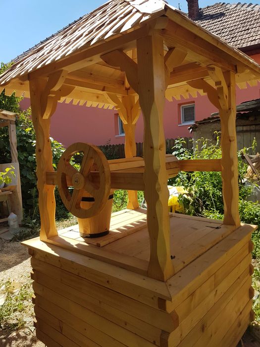 vand mobila rustic si altele din lemn natur