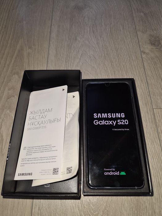 Продам SAMSUNG  S20