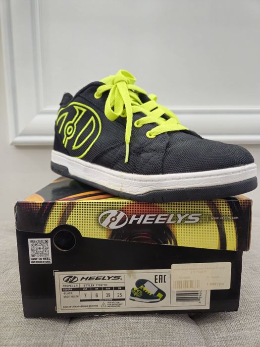Adidasi cu role HEELYS Verde Neon