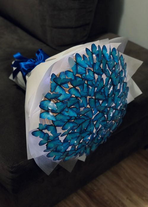 Букет от 99 пеперуди