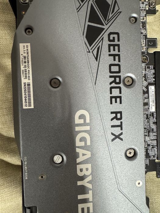 Nvidia GeForce RTX™ 3060 Ti  256 bit