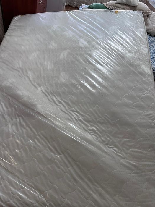 Продам матрац ( матрас ).